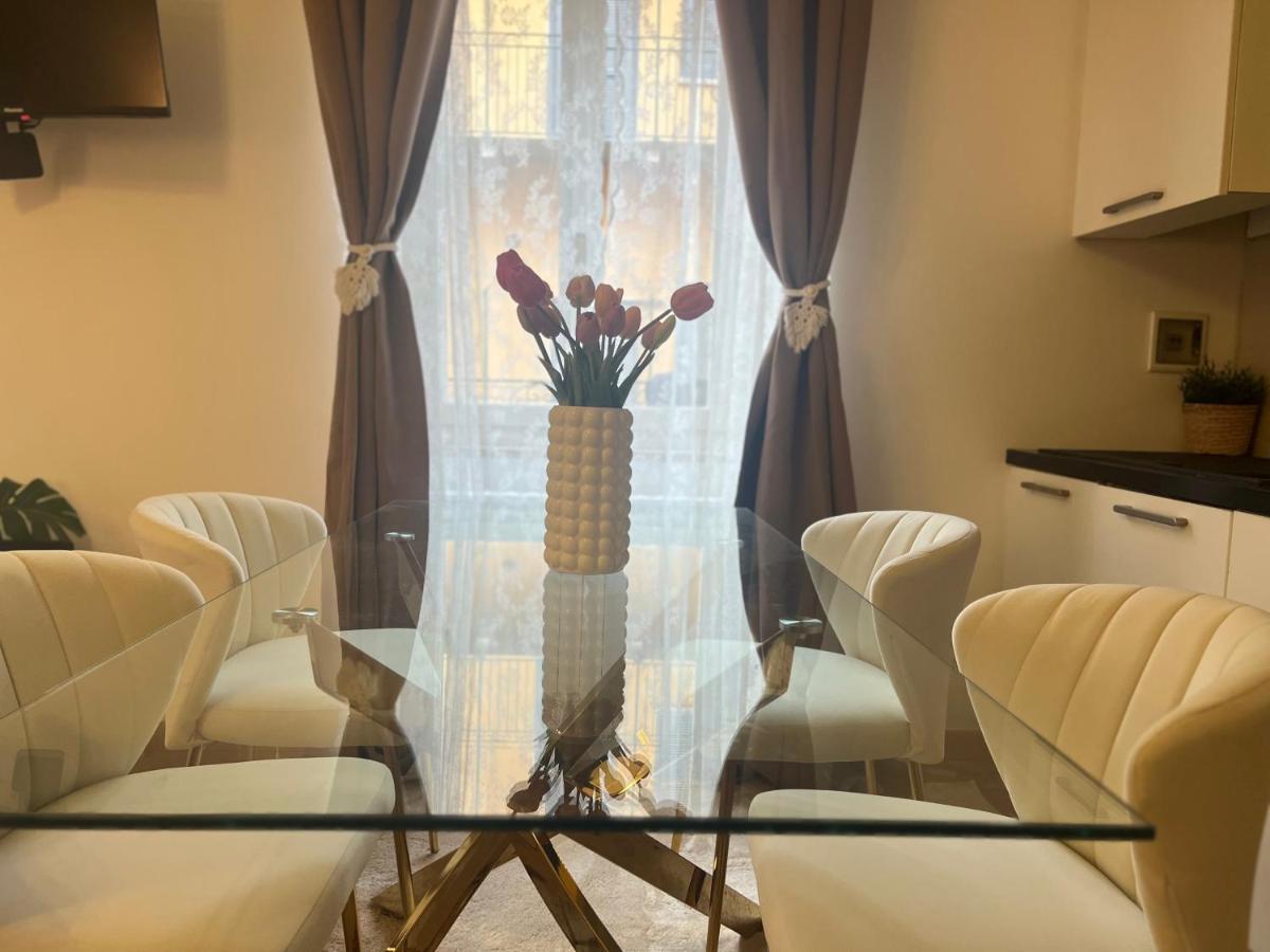 Regina Milano In Bocconi Apartment ภายนอก รูปภาพ
